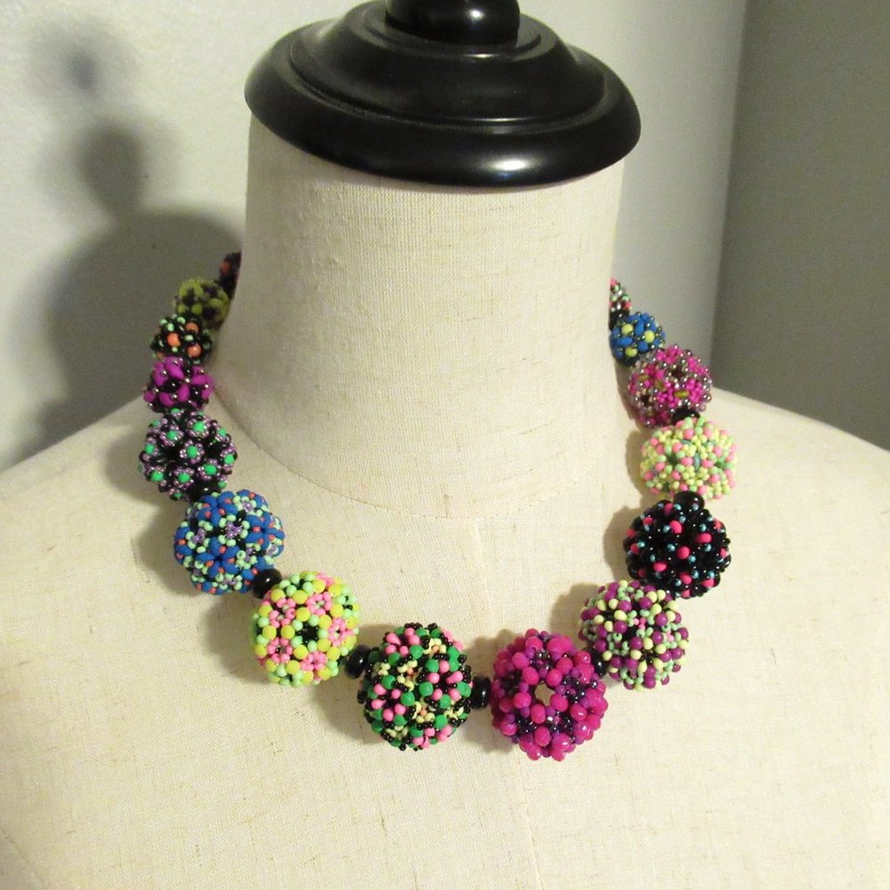Statement Beaded Bead Necklace